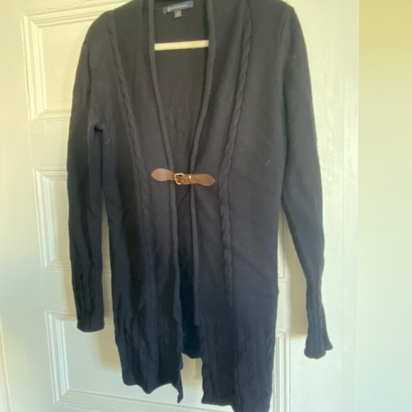 NAVY CABLE KNIT SWEATER - Picture 1 of 4